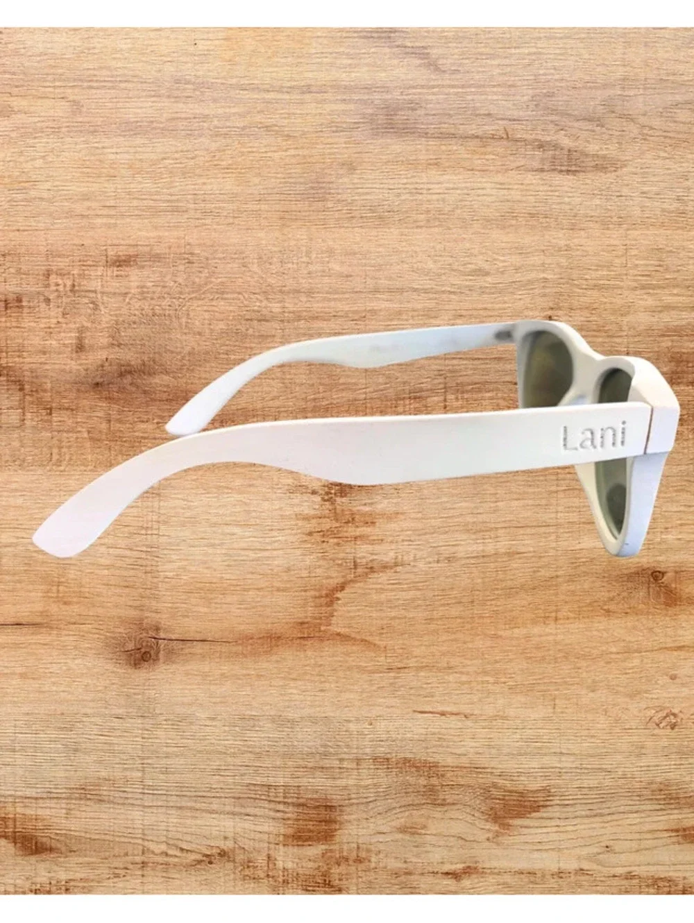 Lani Shades Polarized Floating Sunglasses White Blue Mirror w/ Case